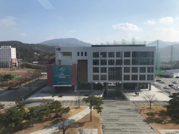 12월의 건국대학교 이미지