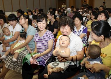 건강한 모유수유아 선발대회 의 사진