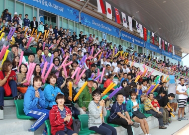 인천아시안게임 조정경기대회 시상식 의 사진