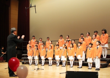 충주꿈나무 어린이합창단 정기연주회 의 사진