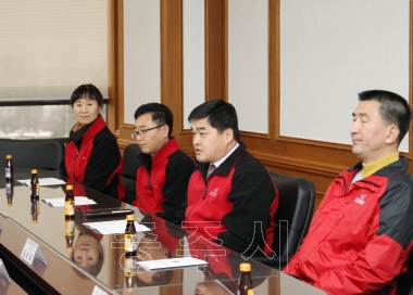 충주시 공무원노동조합 단체협약 체결식 의 사진