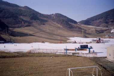 스키장공사현장 의 사진