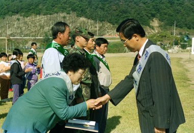 자연보호헌장 선포 기념행사 의 사진