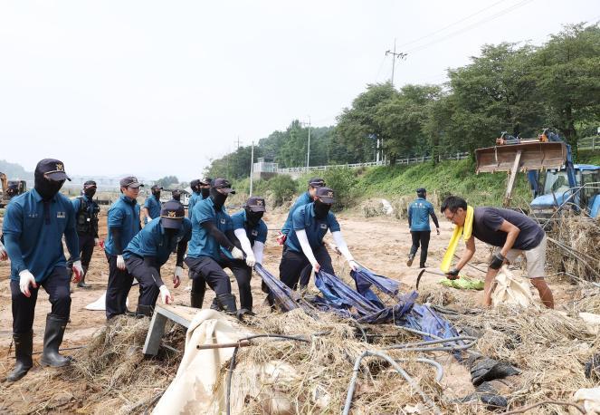 호우피해현장 점검 및 자원봉사자 격려 의 사진