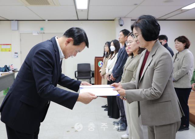 인권지킴이 위촉 및 노인 인권 교육 의 사진