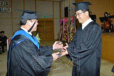 중앙탑농업인대학 졸업식 의 사진