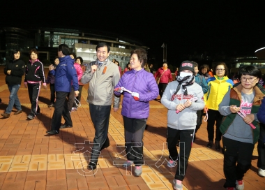 야간족족(足足) 동서남북 걷기 프로그램 개강식 사진
