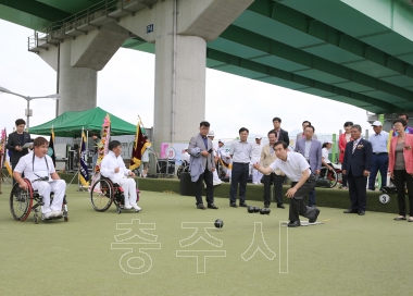 제8회 충북지사배 전국 장애인 론볼경기대회 의 사진