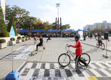 제8회 어린이 자전거 안전운전 자격시험 사진