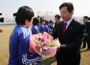 제19회 여왕기 여자축구대회 개막전 의 사진