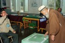 국회의원 총선 투표 및 공고문 의 사진